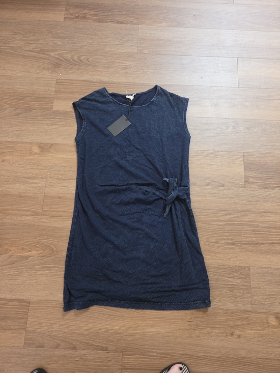 Jane and Delancey Dresses & Skirts - Jane and Delancey Navy Blue Knit Short Dress